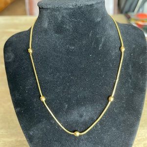 Gold ball necklace